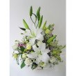 東京都港区Ｆｌｏｒｉｓｔ　Ｓｕｔｏの花　白ユリ入りお供用おまかせアレンジ01 